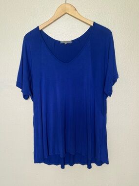 Emma’s Closet Women’s Relaxed V-Neck Top in Royal Blue